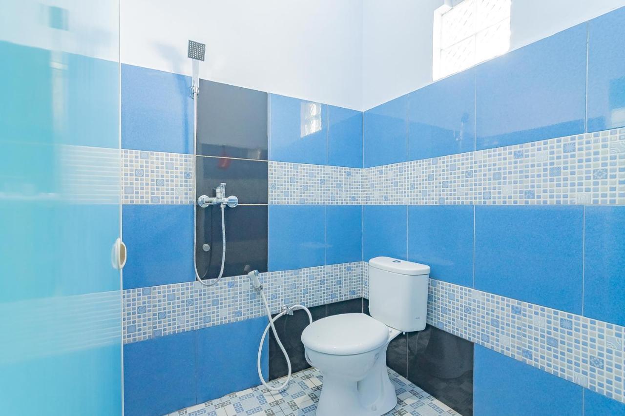 Reddoorz Syariah @ Tambak Mekar Street Subang Hotel Djalantjagak Ngoại thất bức ảnh