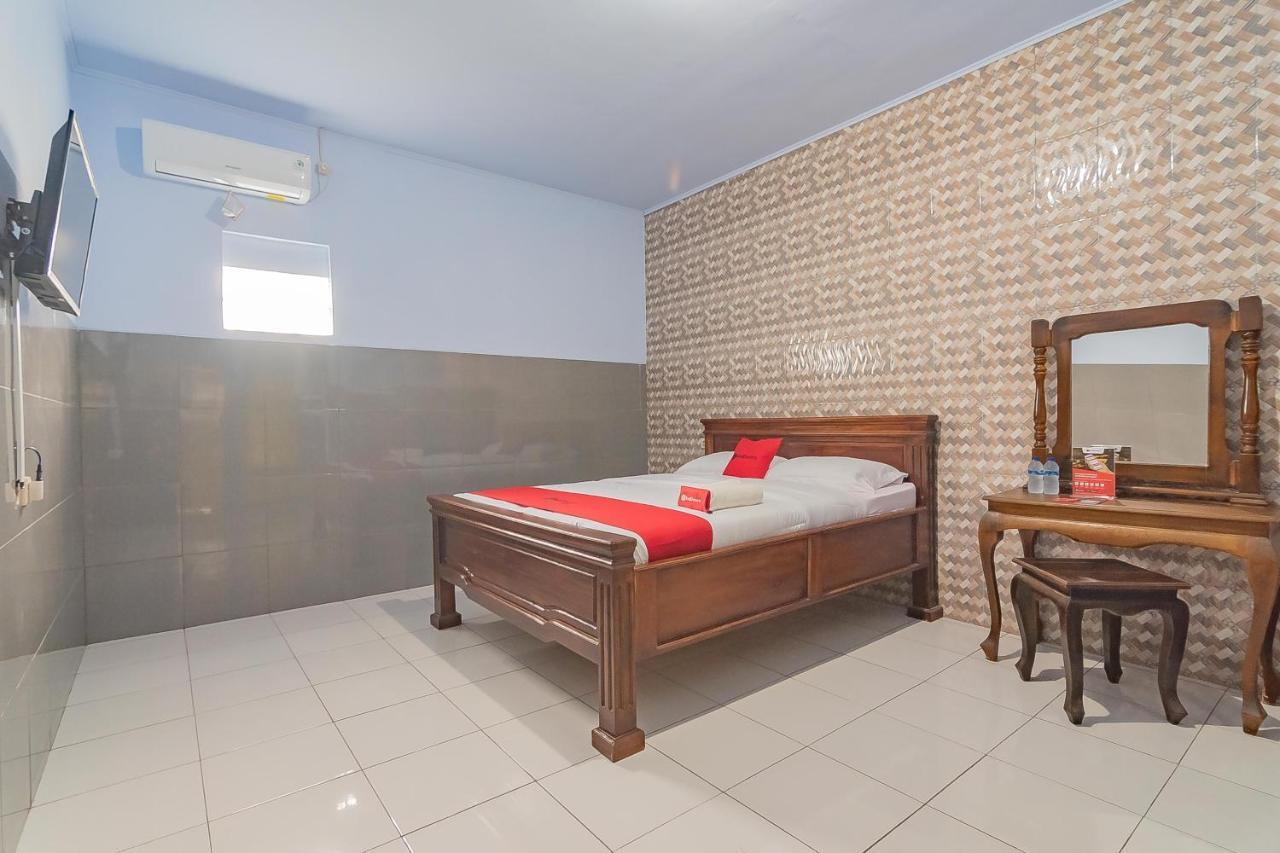 Reddoorz Syariah @ Tambak Mekar Street Subang Hotel Djalantjagak Ngoại thất bức ảnh